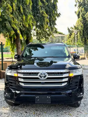 New Toyota Land Cruiser 2023 Black
