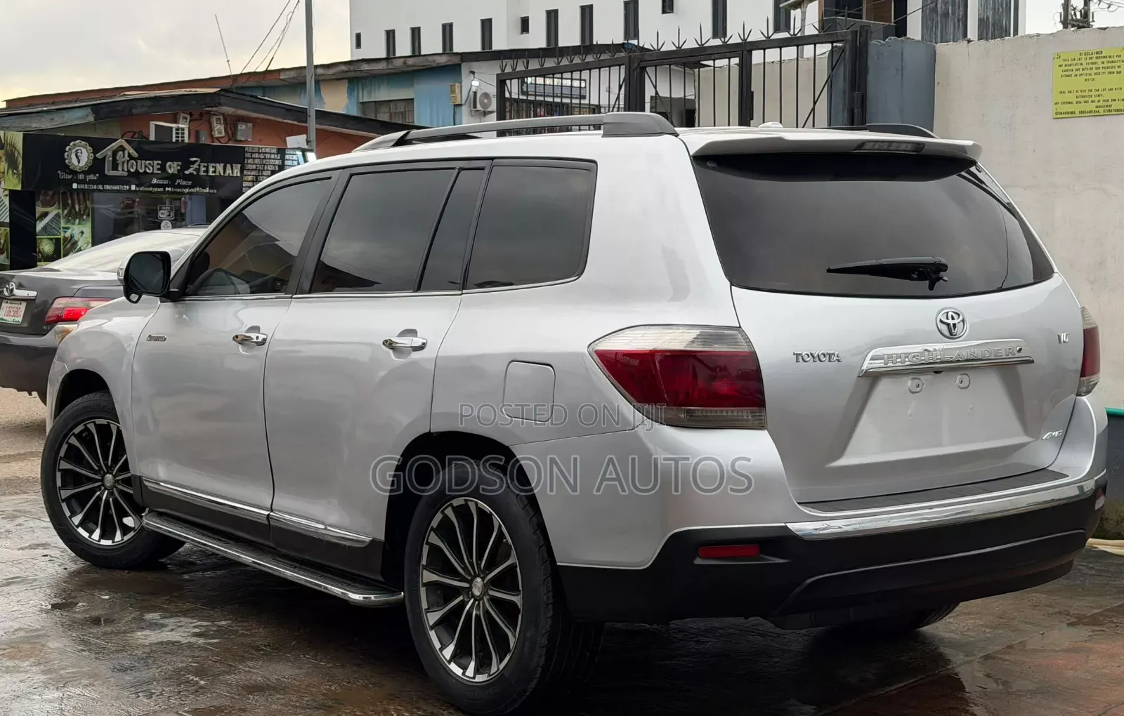 Toyota Highlander 2012 Silver