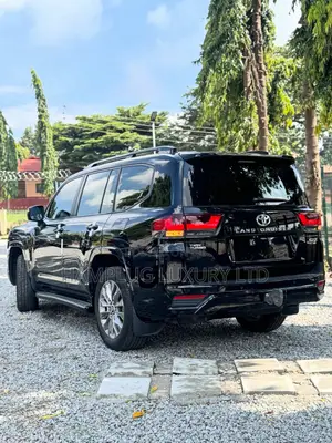 New Toyota Land Cruiser 2023 Black