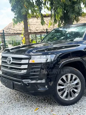 New Toyota Land Cruiser 2023 Black