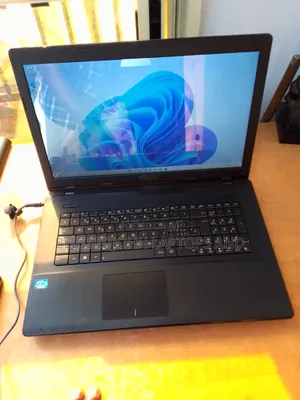 Laptop Asus X75A 8GB Intel Core i5 HDD 320GB