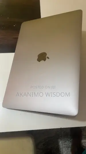 Laptop Apple MacBook Pro 2019 8GB Intel Core i5 SSD 256GB