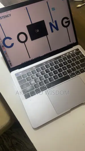 Laptop Apple MacBook Pro 2019 8GB Intel Core i5 SSD 256GB