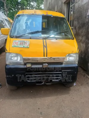 Suzuki Every 2012 Yellow