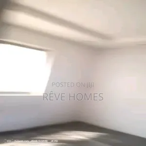 3bdrm Block of Flats in Sabo / Yaba for rent