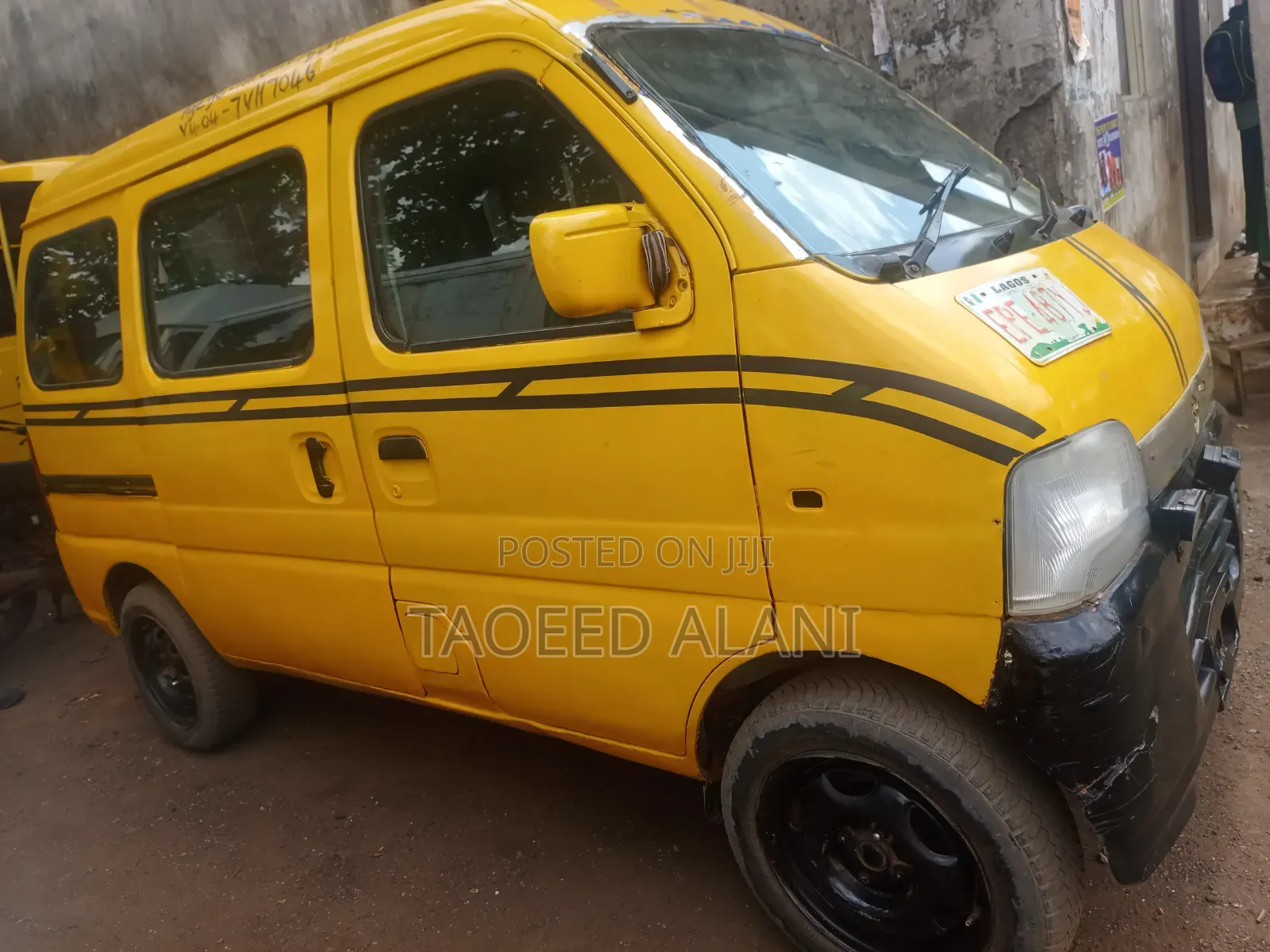 Suzuki Every 2012 Yellow