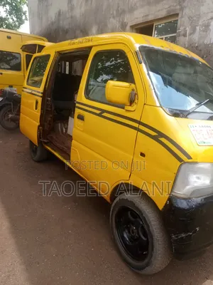 Suzuki Every 2012 Yellow