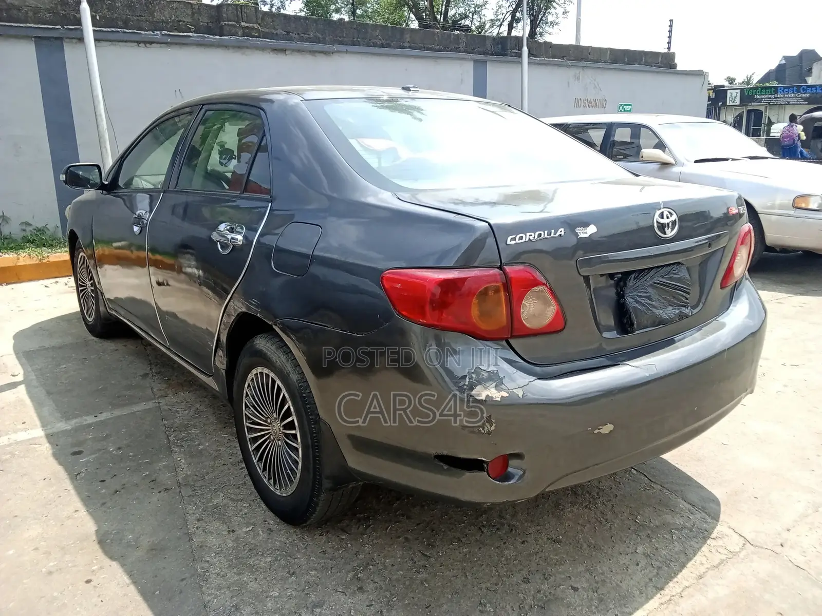 Toyota Corolla 2009 Gray