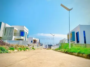 URGENT SALE: 2 Plots at Sunshine Park & Gardens, Akure,fully Developed