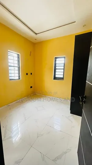 3bdrm Bungalow in Olakunle, Apata for sale