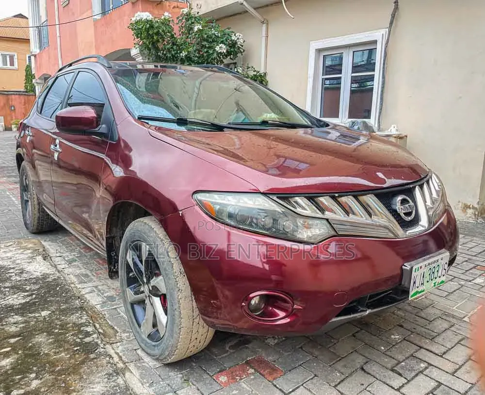 Nissan Murano 2011 Red