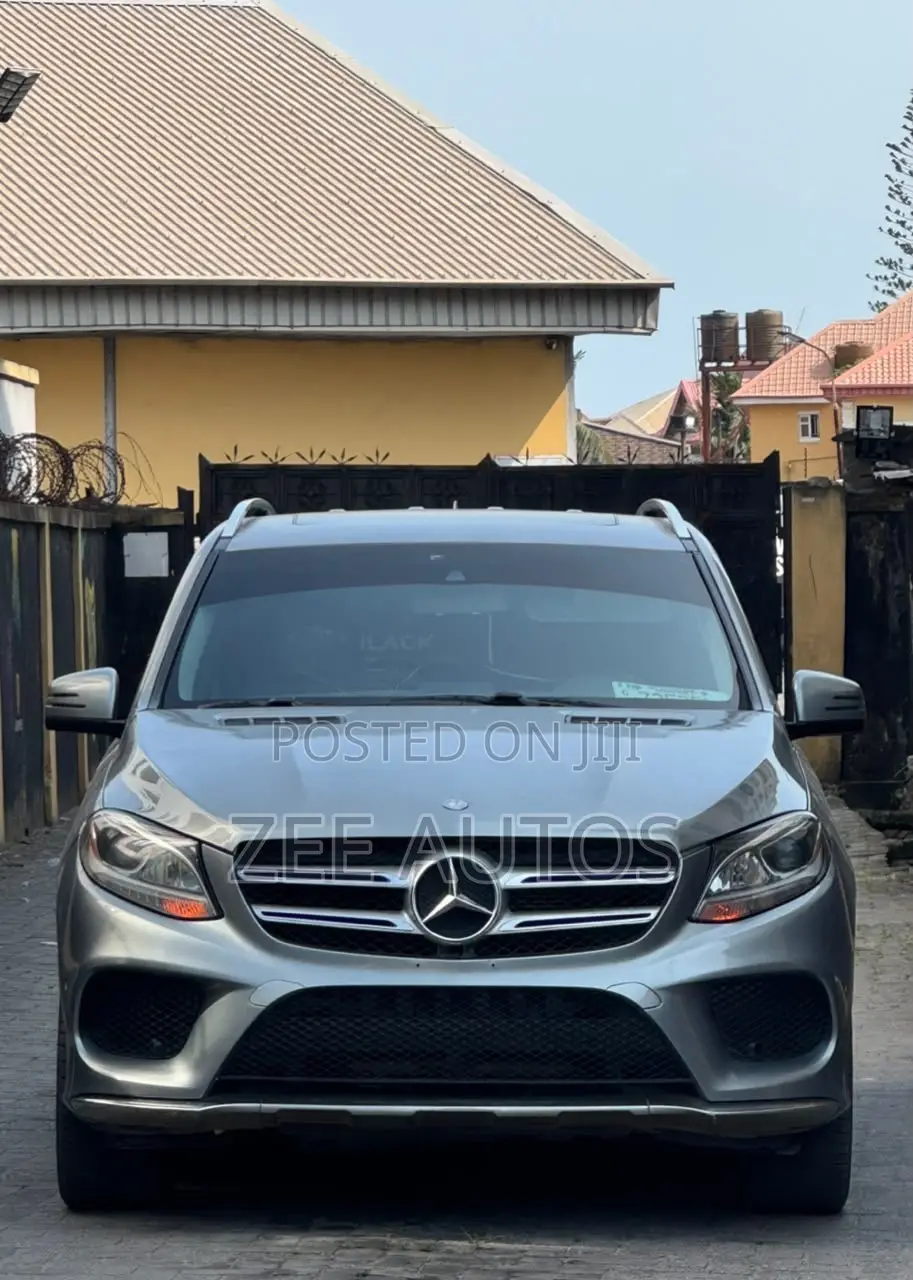 Mercedes-Benz GLE-Class 2015 Red