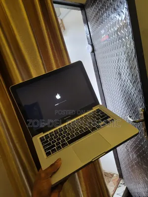 Laptop Apple MacBook 2012 8GB Intel Core i5 HDD 500GB