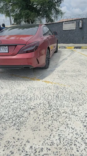 Mercedes-Benz CLS 2015 Red