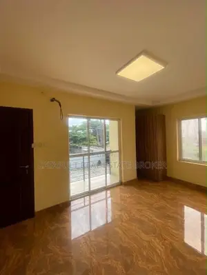 4bdrm Duplex in Lekki Phase 2 for rent