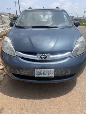 Toyota Sienna XLE Limited AWD 2006 Blue