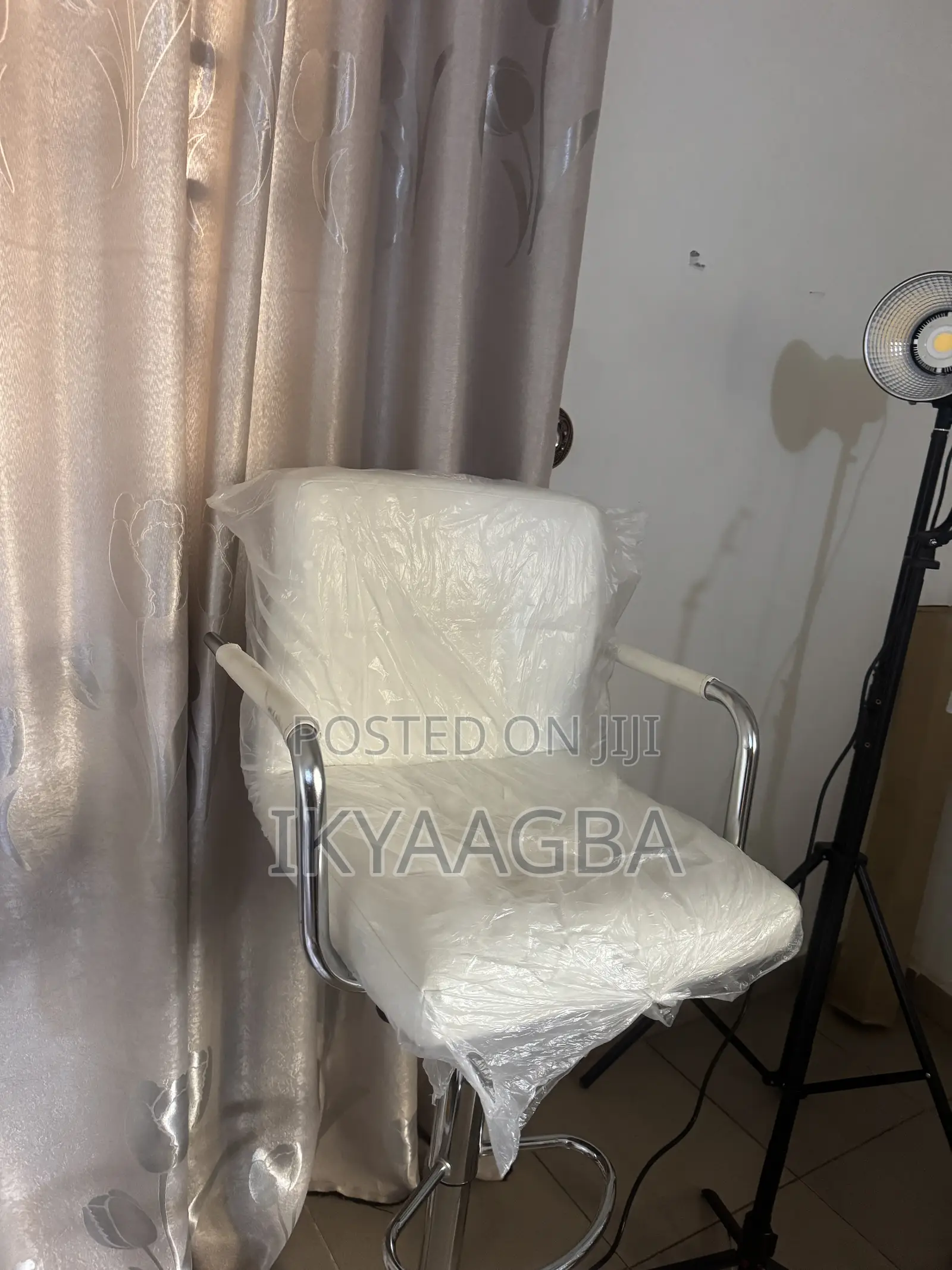 White Adjustable Swivel Bar Stool Chair