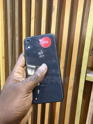 Apple iPhone XR 64 GB Black