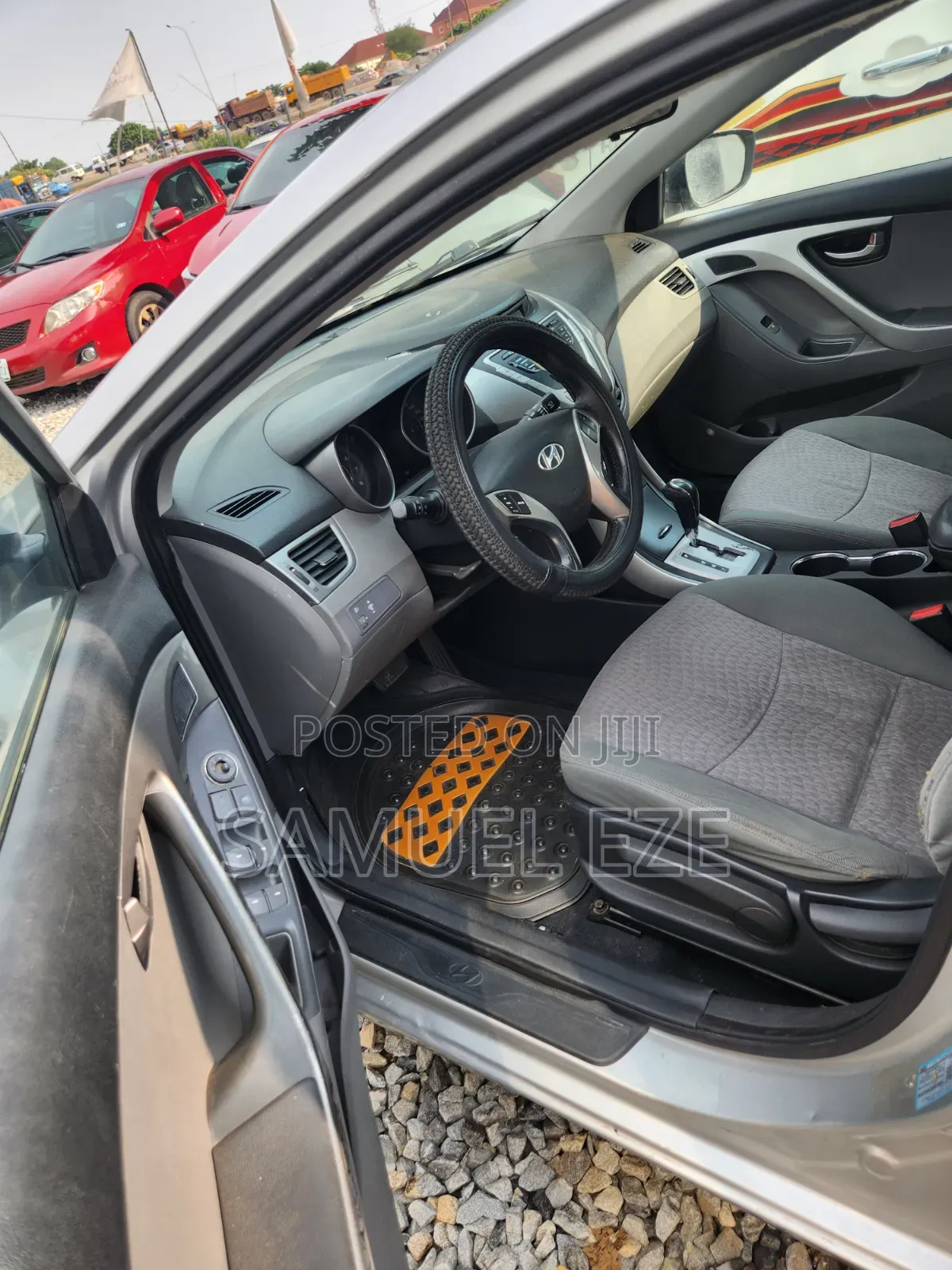 Hyundai Elantra 2012 Silver