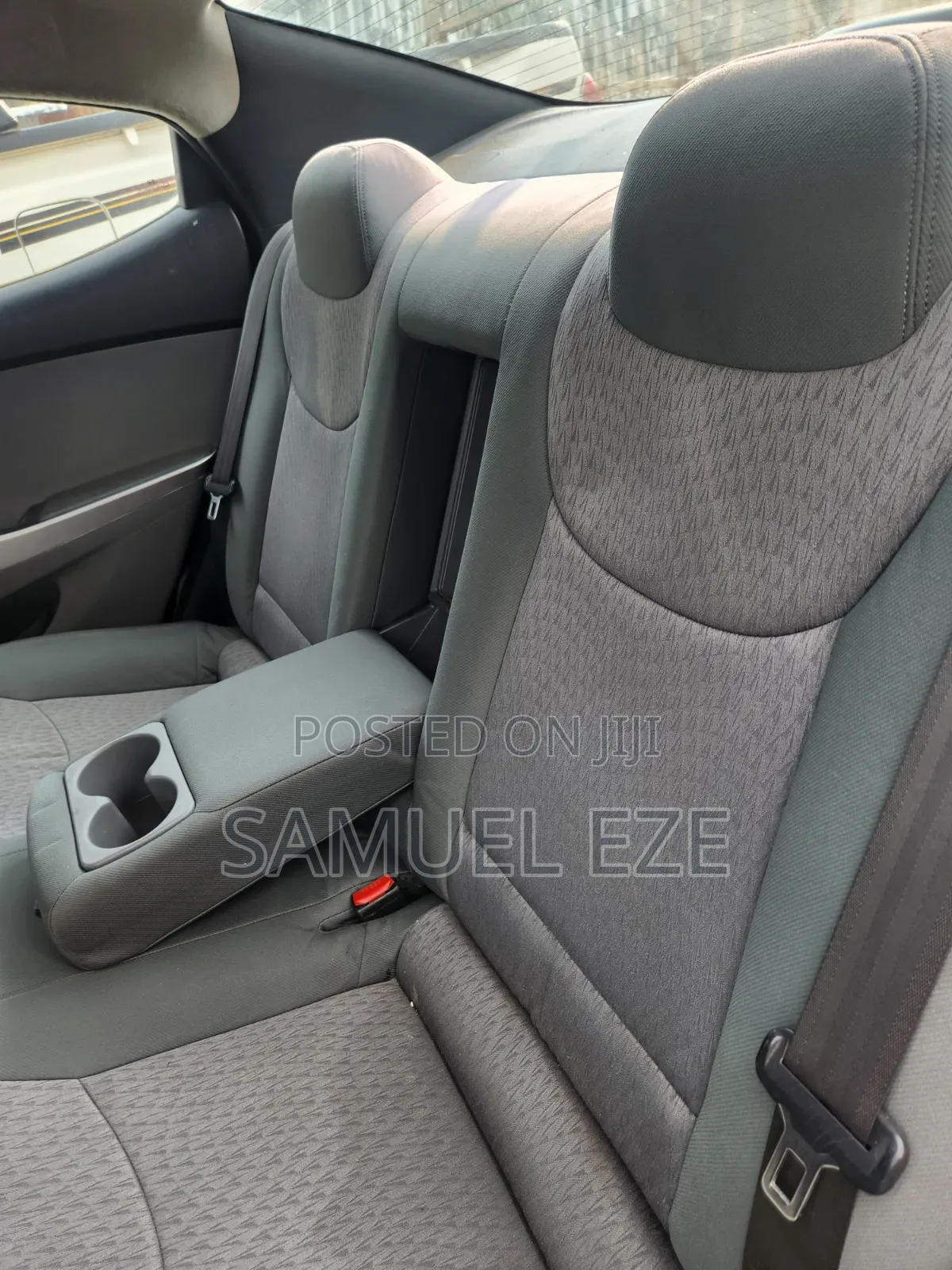 Hyundai Elantra 2012 Silver