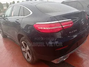 Mercedes-Benz GLC-Class 2018 Blue