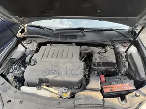 Toyota Camry XLE 4dr Sedan (2.5L 4cyl 6A) 2016 Silver