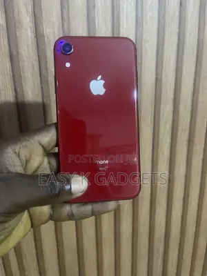 Apple iPhone XR 64 GB Red