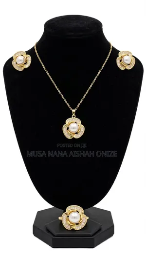 Fashion & Jewelry Items Available