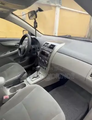 Toyota Corolla 2012 Gray