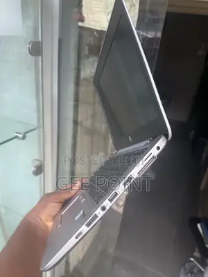 Laptop HP EliteBook 820 G3 8GB Intel Core i5 SSD 256GB
