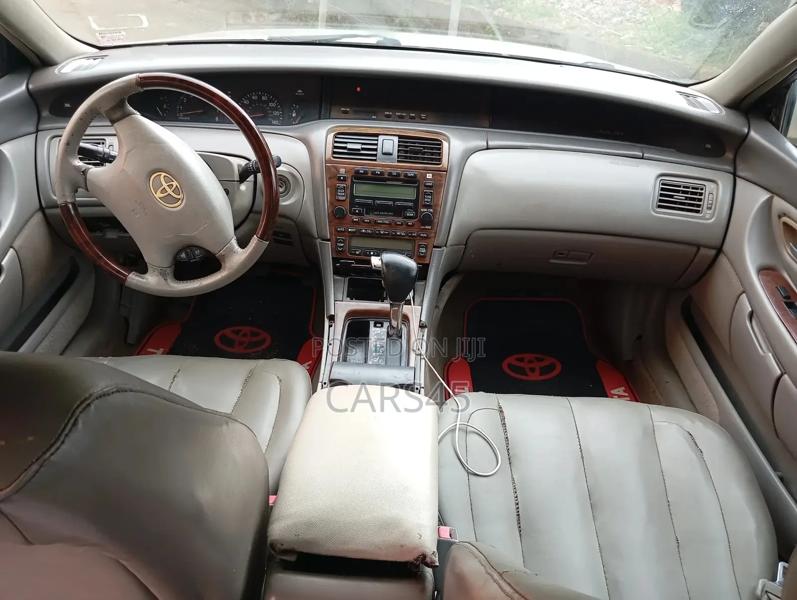 Toyota Avalon 2004 Silver