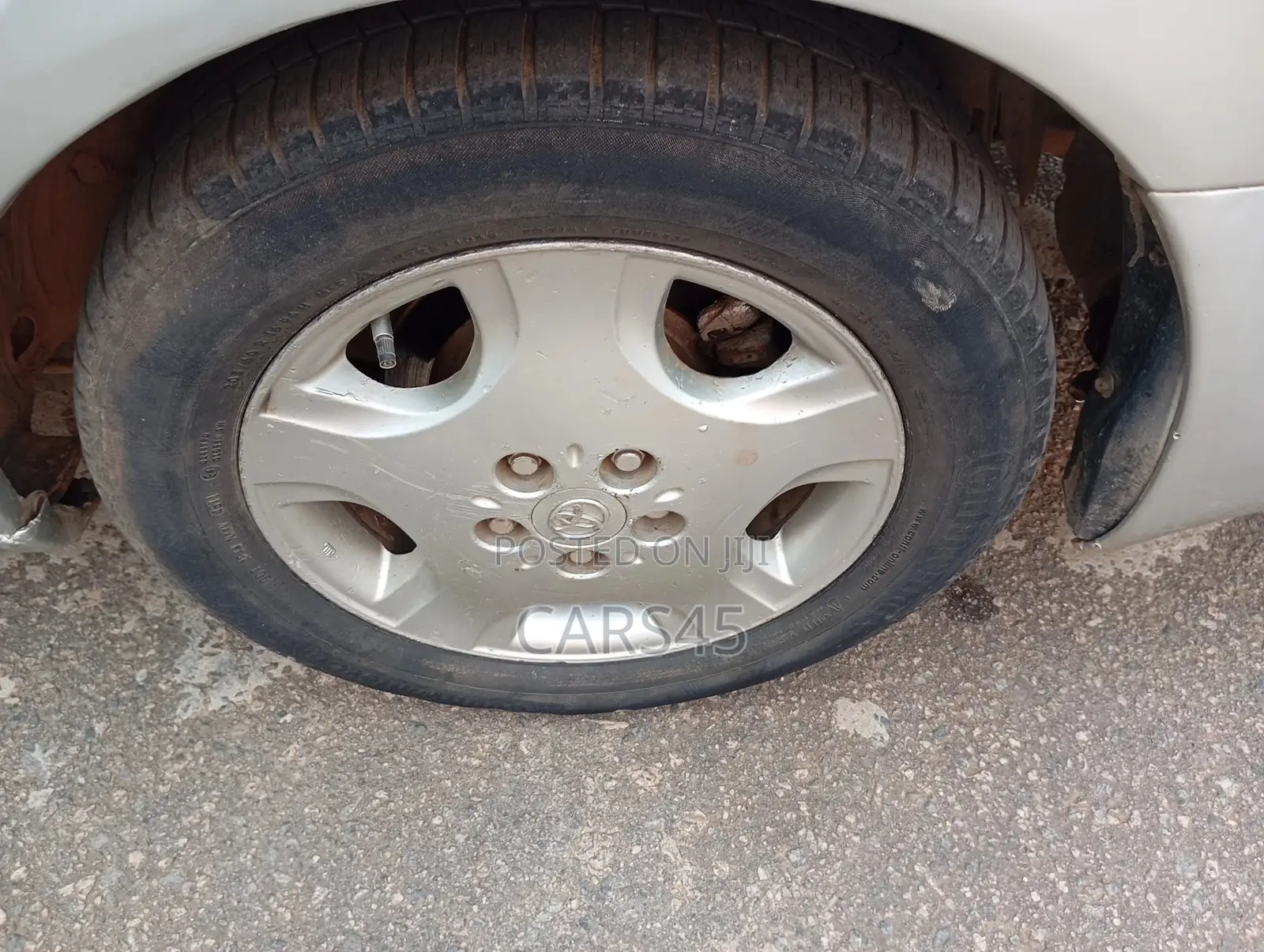 Toyota Avalon 2004 Silver