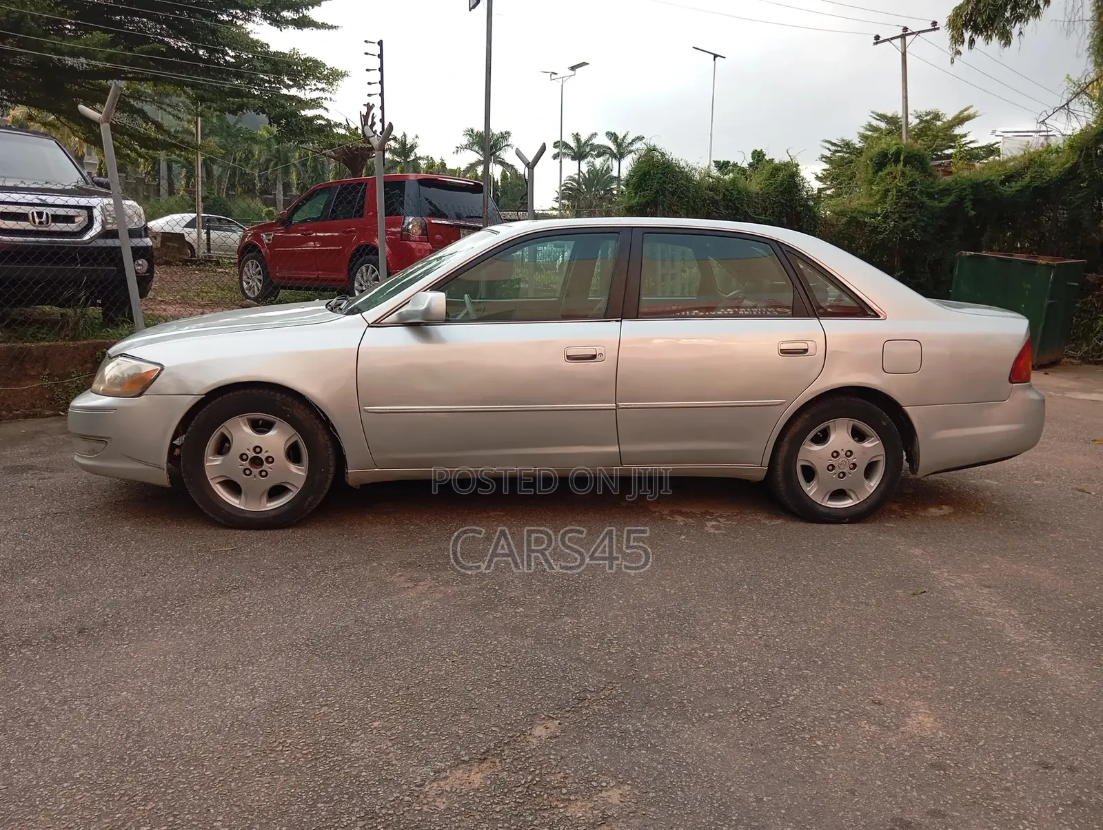 Toyota Avalon 2004 Silver