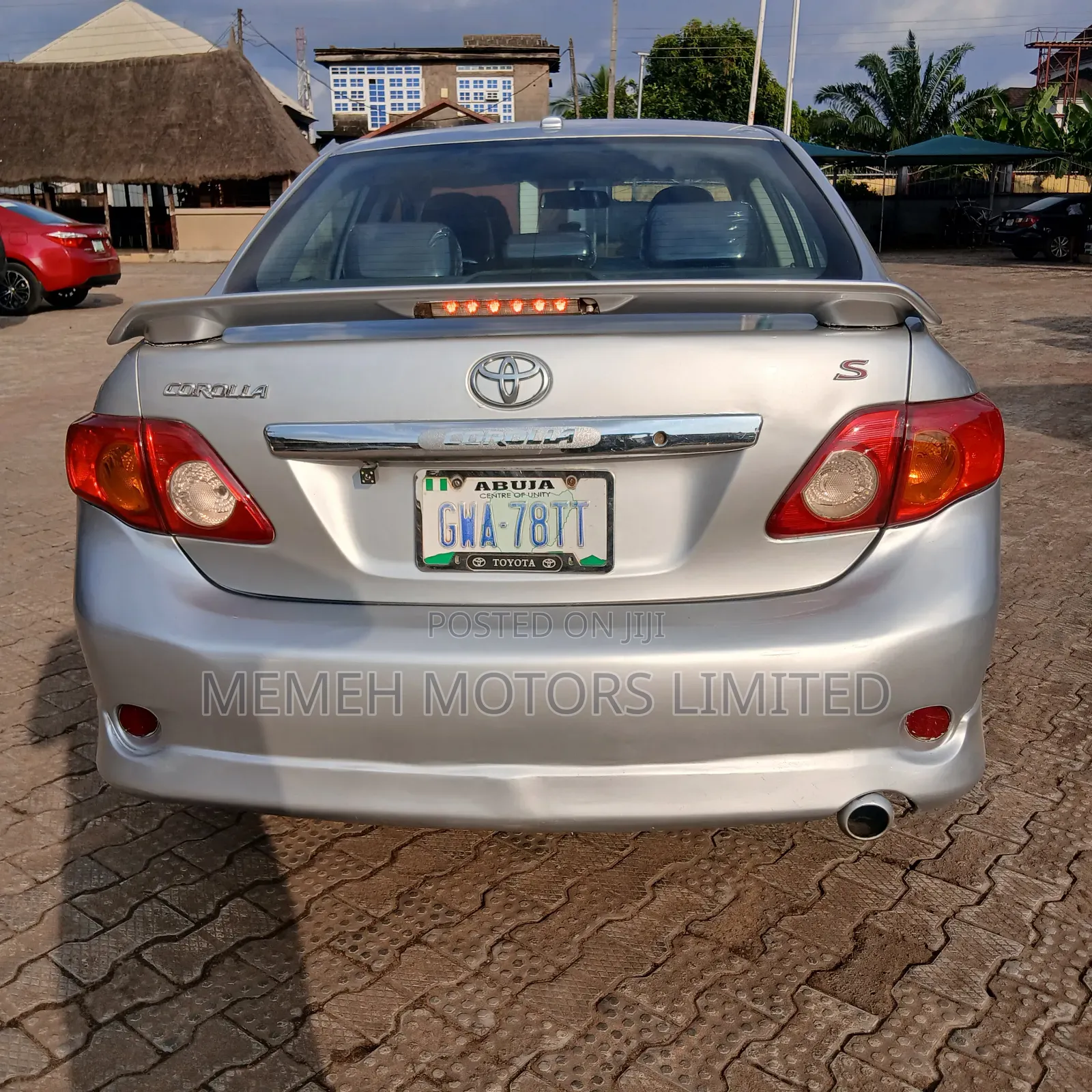 Toyota Corolla 2010 Silver