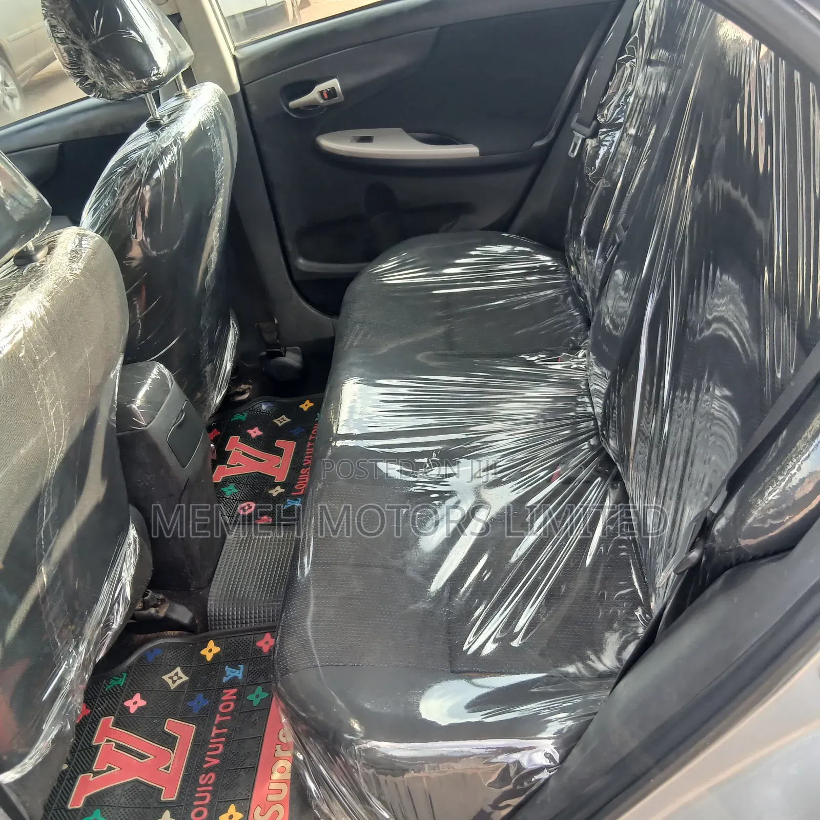 Toyota Corolla 2010 Silver