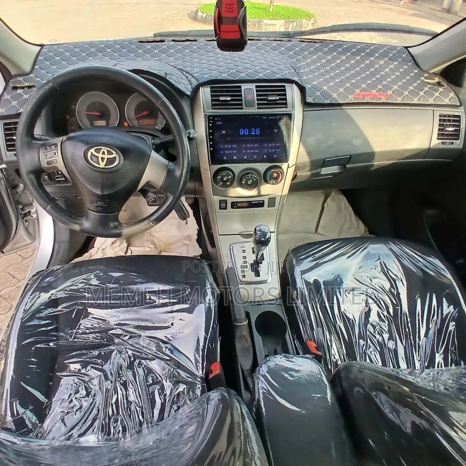 Toyota Corolla 2010 Silver
