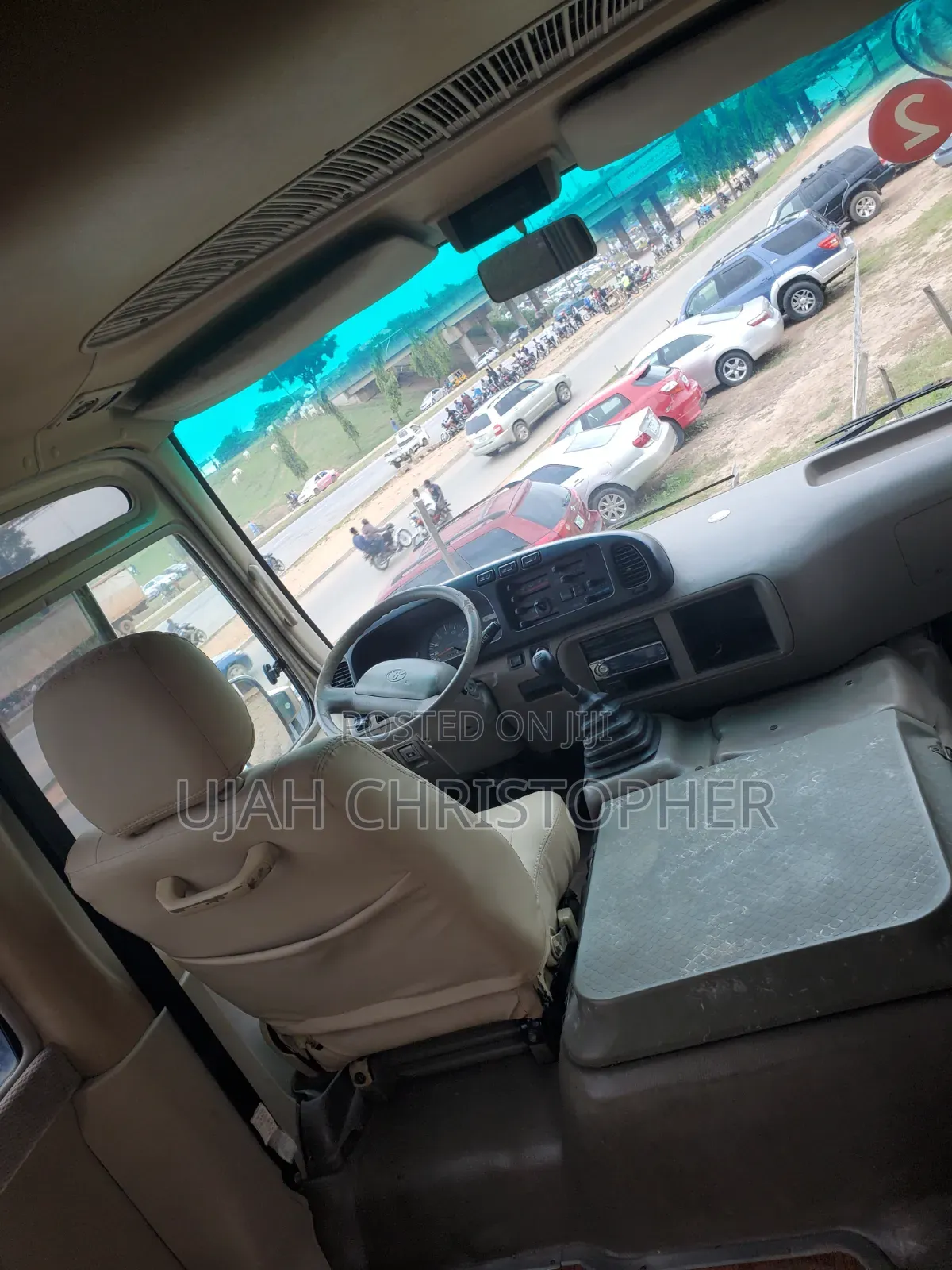 Toyota Coaster 2015