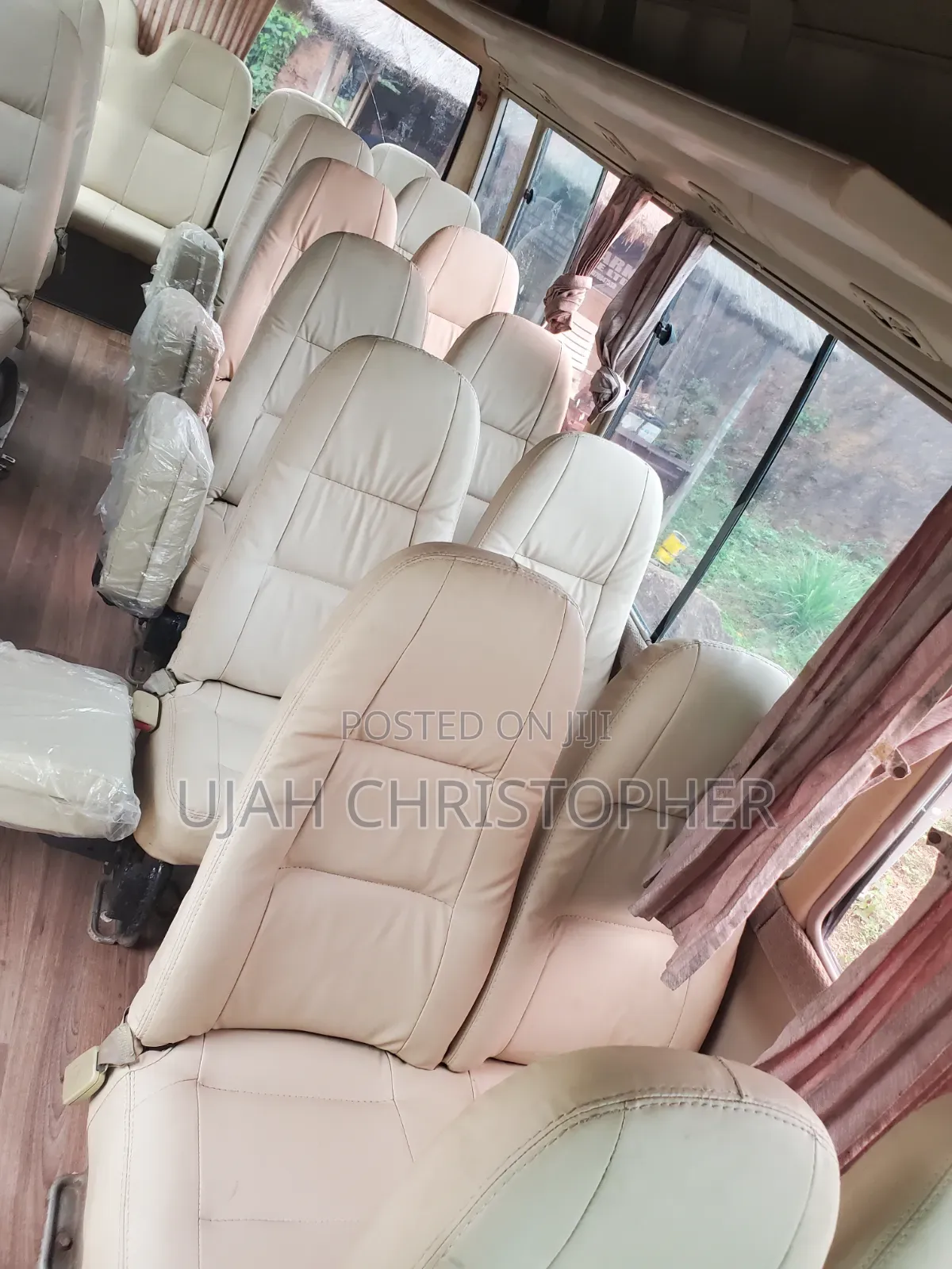 Toyota Coaster 2015