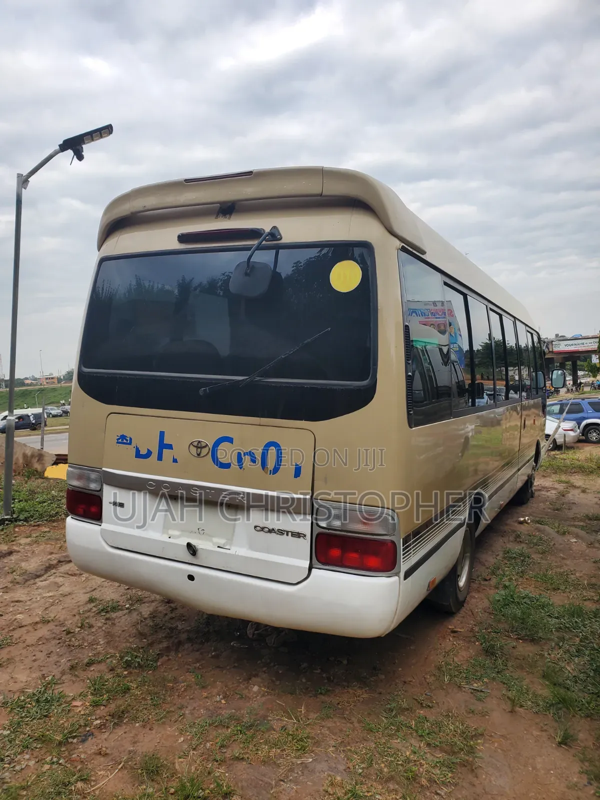 Toyota Coaster 2015