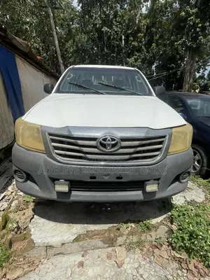 Toyota Hilux 2.7 VVT-i 4X4 SRX 2009 White