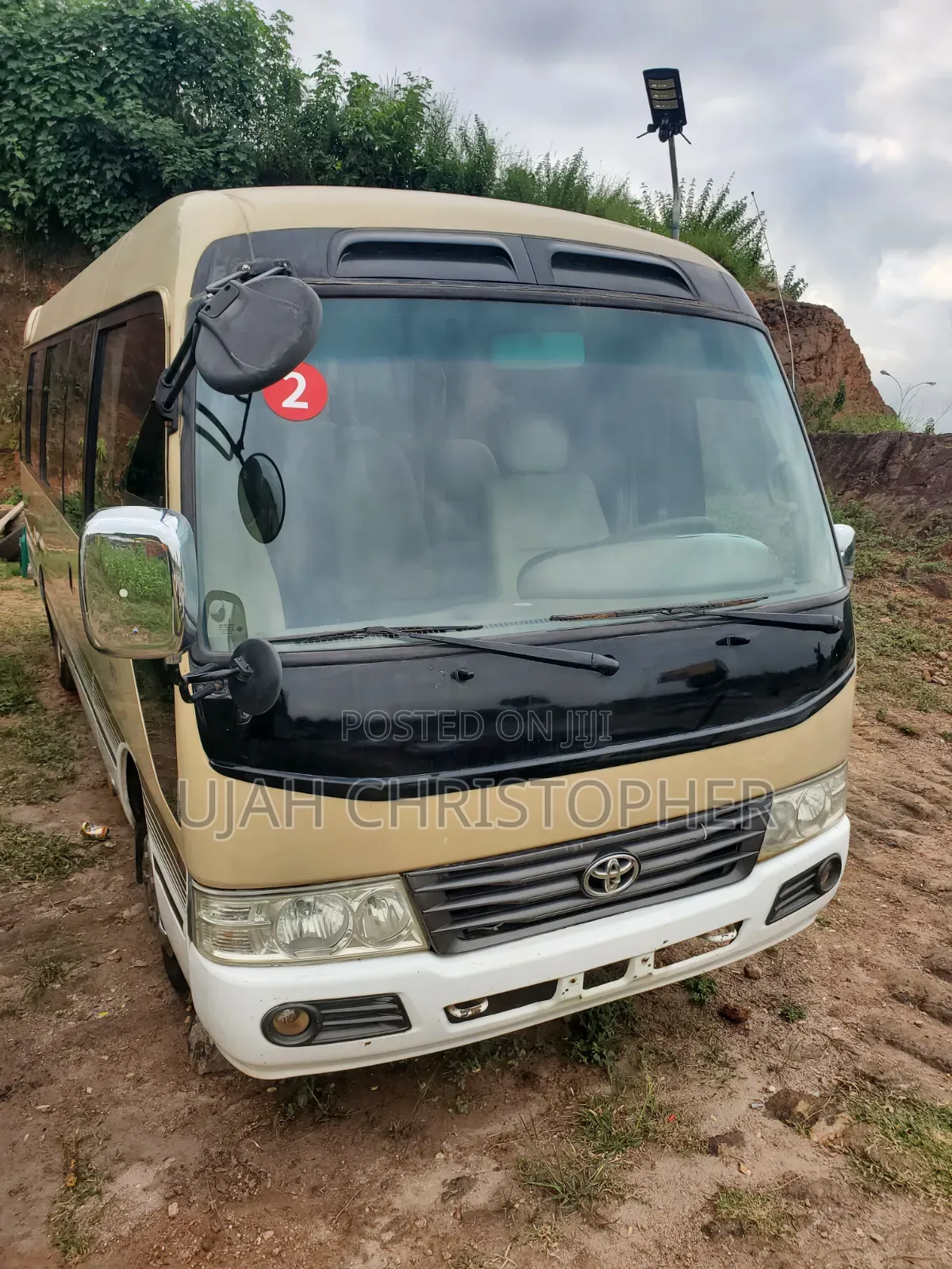 Toyota Coaster 2015