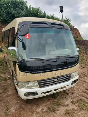 Toyota Coaster 2015