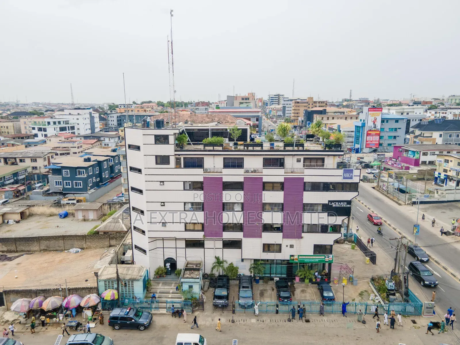 Standard Solid 7 Storey Iconic Building on Allen,