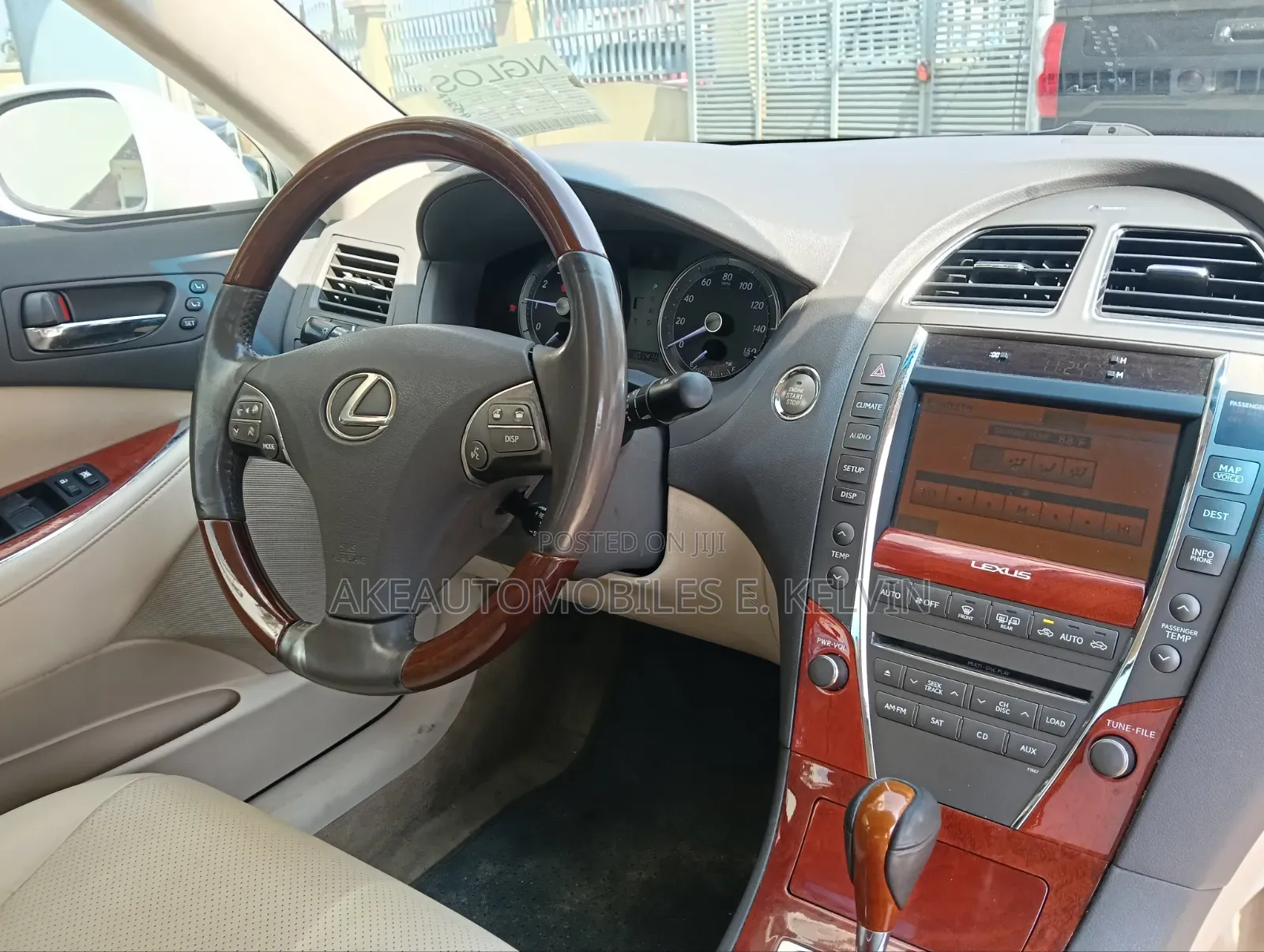 Lexus ES 350 2011 White