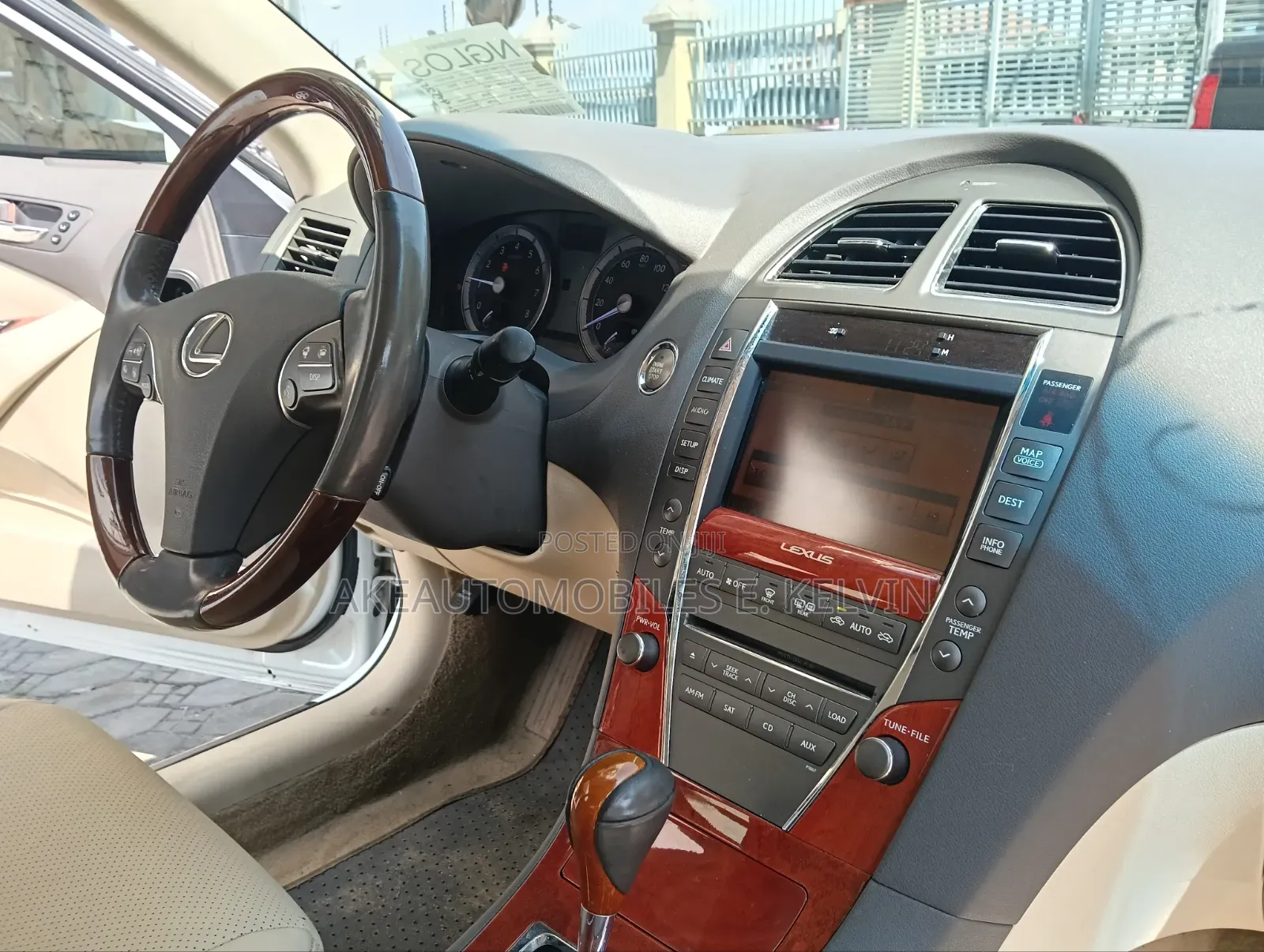 Lexus ES 350 2011 White