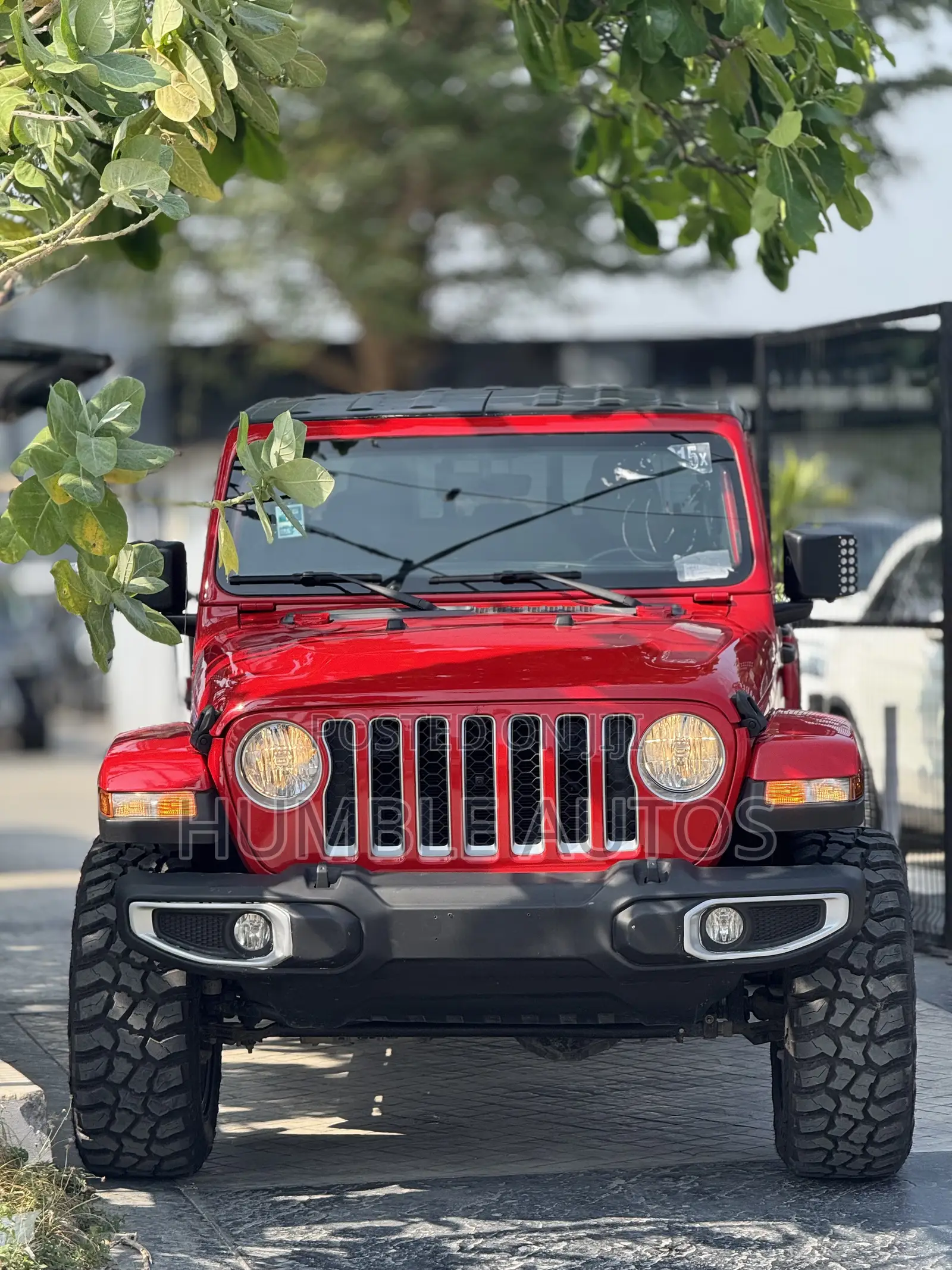 Jeep Gladiator Overland 2022 Red