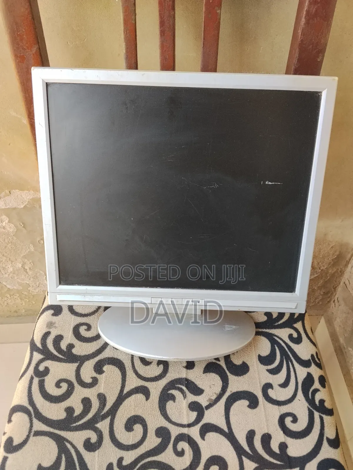 Desktop Monitor