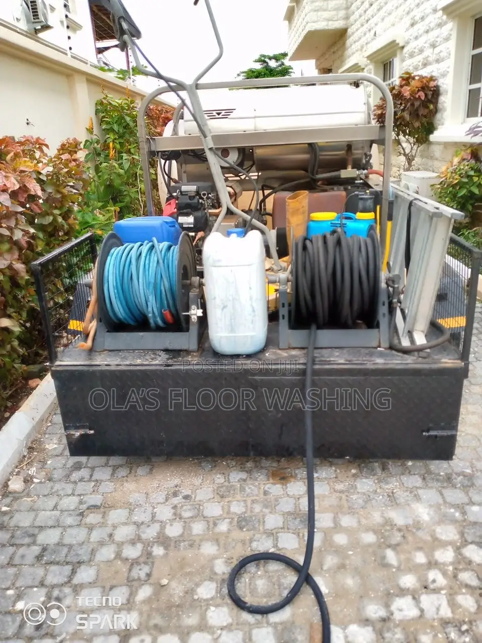 Ola’s Floor Washing & House Funmigation