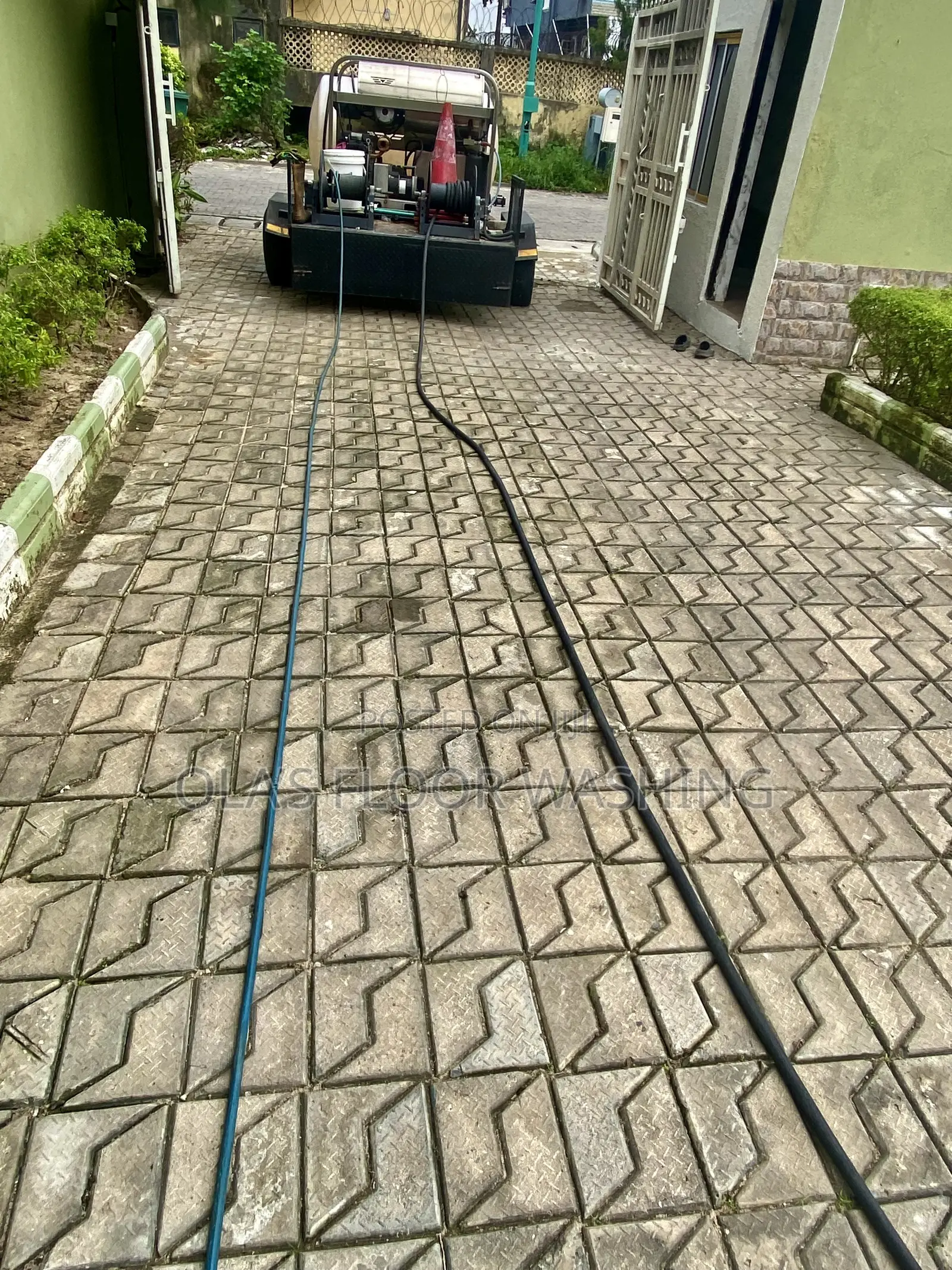 Ola’s Floor Washing & House Funmigation