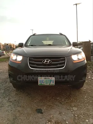 Hyundai Santa Fe 2011 Gray